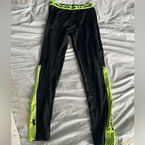 Under Armour Performance Legging / Tight